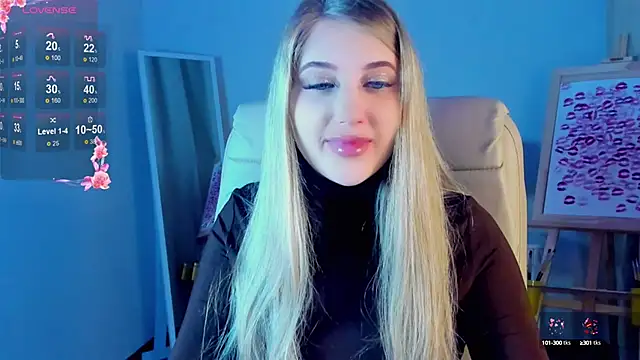 Snapshot of Evacadooo chatting on 14, 3, 2025 Evacadooo online show from 14, 3, 2025