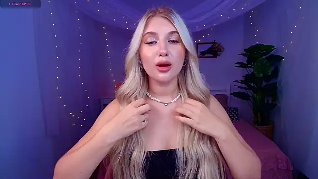 Evacadooo online show from 23, 7, 2026