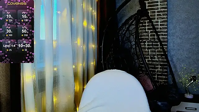 Evacadooo online show from 16, 11, 2025