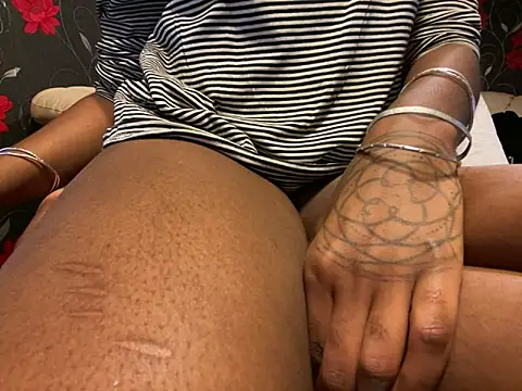 Snapshot of iveedie017 chatting on 28, 1, 2025 iveedie017 online show from 28, 1, 2025