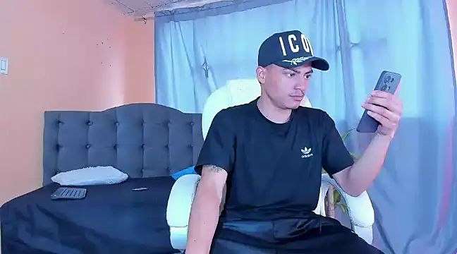 Andres thompson22 online show from 6, 1, 2025