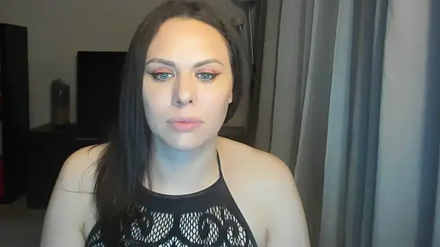 MollyCheiz online show from 28, 3, 2026