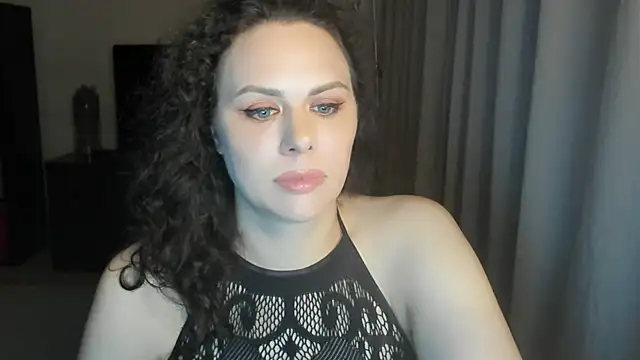 Snapshot of MollyCheiz chatting on 22, 6, 2026 MollyCheiz online show from 22, 6, 2026