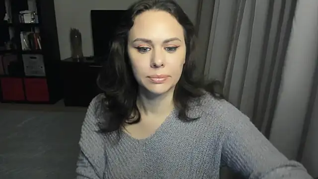 MollyCheiz online show from 5, 12, 2025