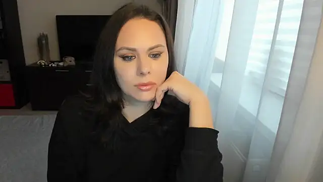 MollyCheiz online show from 30, 10, 2025