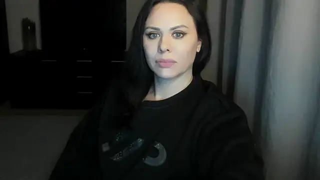 MollyCheiz online show from 11, 3, 2026