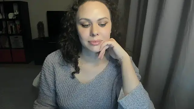 MollyCheiz online show from 26, 5, 2026