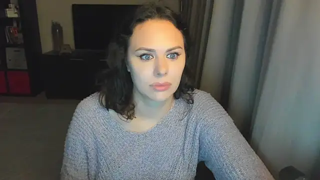Snapshot of MollyCheiz chatting on 22, 9, 2025 MollyCheiz online show from 22, 9, 2025