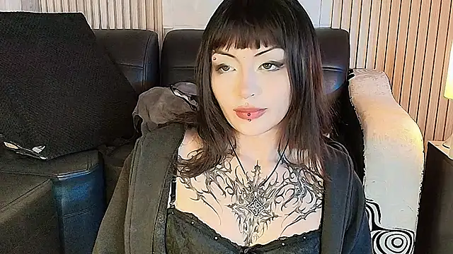 honney dark online show from 25, 5, 2026