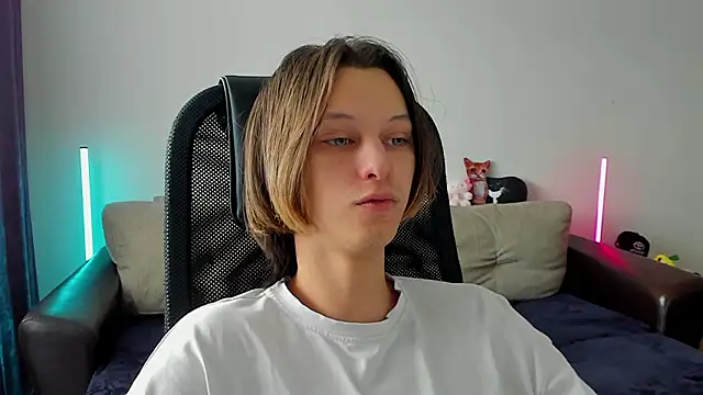 Ostin meow online show from 24, 3, 2026