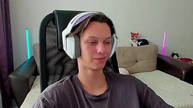 Ostin meow online show from 21, 2, 2026