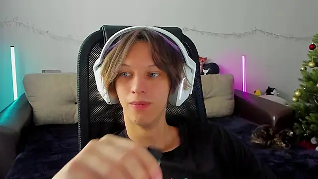 Ostin meow online show from 21, 12, 2025