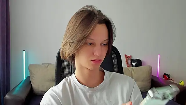 Ostin meow online show from 13, 3, 2026