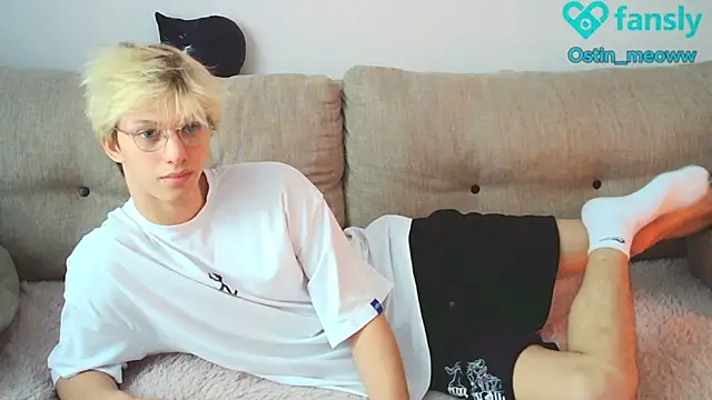Snapshot of Ostin_meow chatting on 19, 1, 2025 Ostin meow online show from 19, 1, 2025