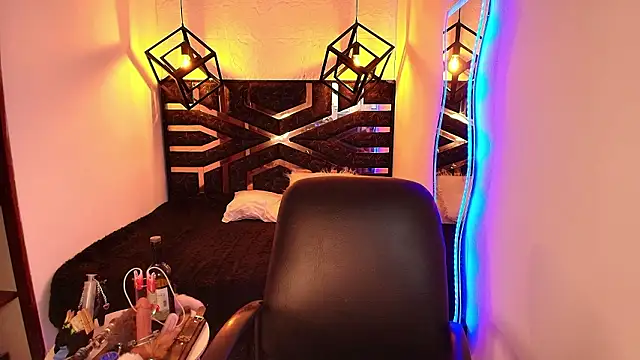 scarleth blue online show from 24, 3, 2026