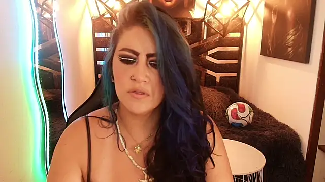 Snapshot of scarleth_blue chatting on 4, 7, 2026 scarleth blue online show from 4, 7, 2026