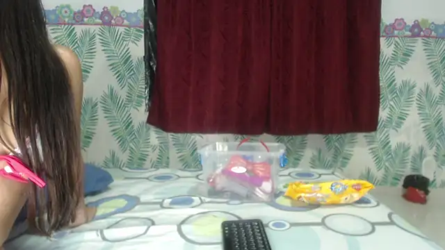 leonabigass18 online show from 9, 12, 2024