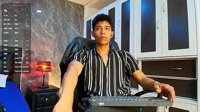 Snapshot of wagz chatting on 12, 6, 2026 wagz online show from 12, 6, 2026