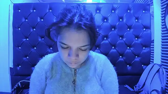 Snapshot of MelanyCarter18 chatting on 5, 11, 2025 MelanyCarter18 online show from 5, 11, 2025