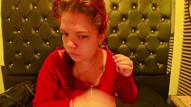 Snapshot of MelanyCarter18 chatting on 15, 11, 2025 MelanyCarter18 online show from 15, 11, 2025