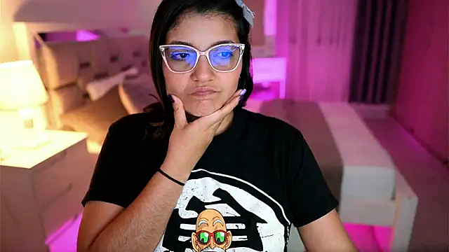 Camilaa bueno online show from 16, 3, 2025