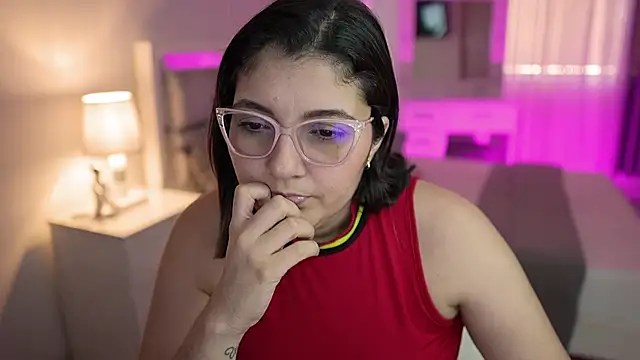 Camilaa bueno online show from 15, 12, 2024
