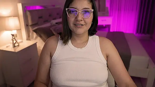 Camilaa bueno online show from 20, 12, 2024