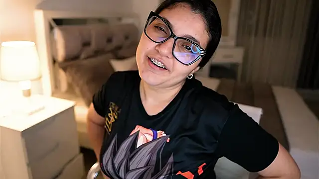 Camilaa bueno online show from 15, 11, 2025