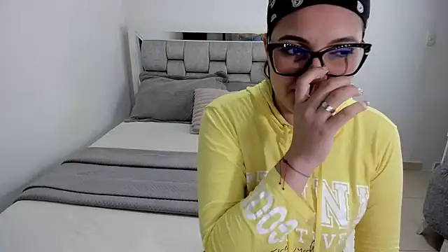 Camilaa bueno online show from 20, 7, 2026
