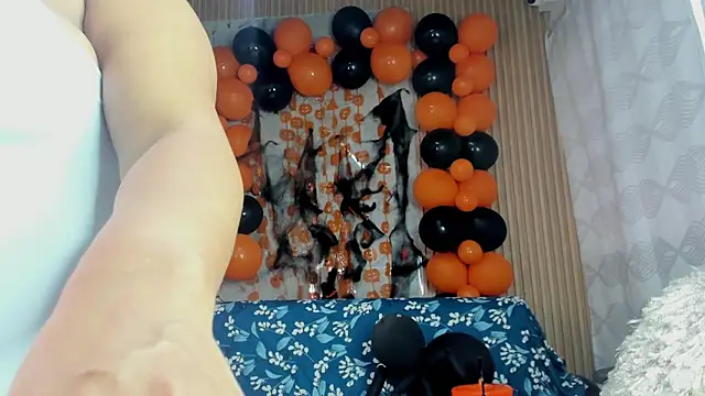 Snapshot of Any_topless chatting on 27, 10, 2025 Any topless online show from 27, 10, 2025