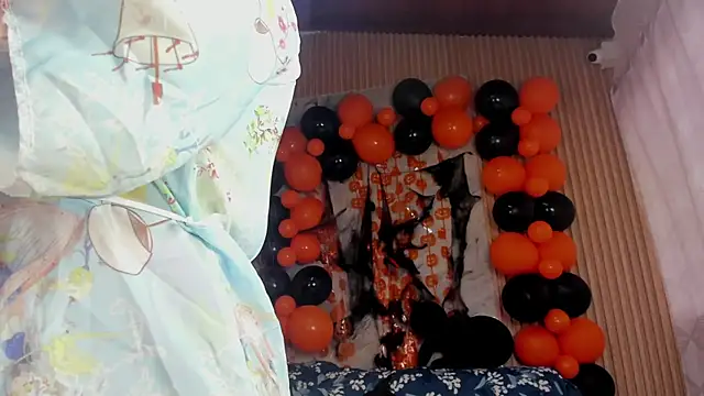 Snapshot of Any_topless chatting on 31, 10, 2025 Any topless online show from 31, 10, 2025