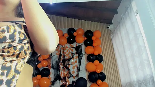 Snapshot of Any_topless chatting on 1, 11, 2025 Any topless online show from 1, 11, 2025