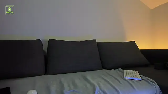 Perry Knight online show from 10, 11, 2025