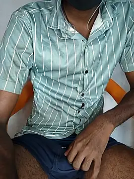 Snapshot of kunnapaltamilfrom chatting on 18, 10, 2025 kunnapaltamilfrom online show from 18, 10, 2025