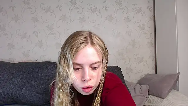 Snapshot of sofiaa_here chatting on 10, 2, 2026 sofiaa here online show from 10, 2, 2026