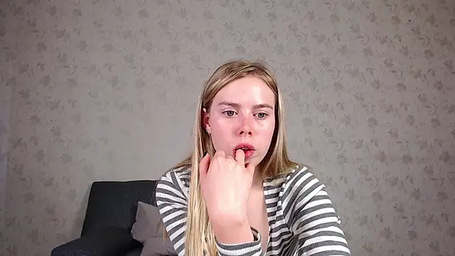 Snapshot of sofiaa_here chatting on 26, 5, 2026 sofiaa here online show from 26, 5, 2026