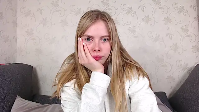 Snapshot of sofiaa_here chatting on 26, 4, 2026 sofiaa here online show from 26, 4, 2026