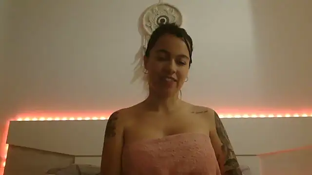 AmaraBella69 online show from 15, 2, 2025