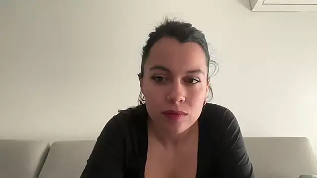 AmaraBella69 online show from 16, 1, 2025