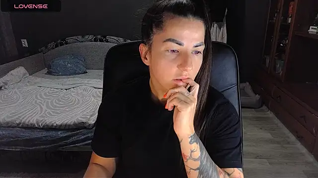 Aria Dl online show from 17, 11, 2025