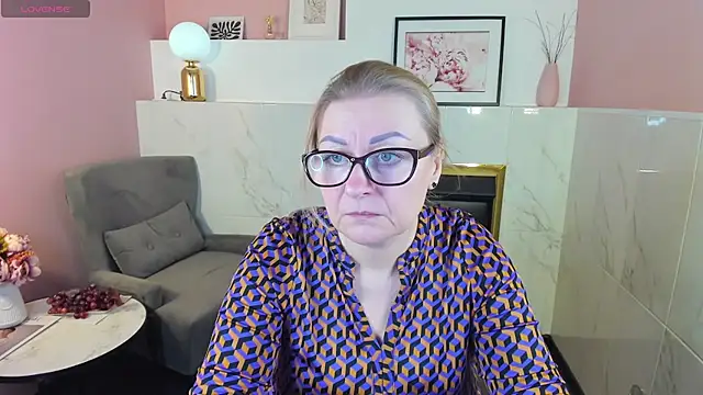 AlexandraKind online show from 26, 2, 2025