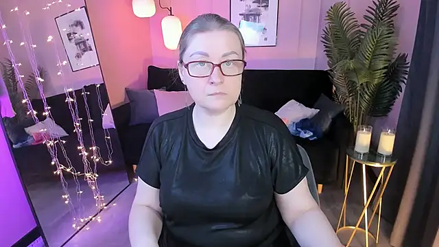 AlexandraKind online show from 1, 3, 2026