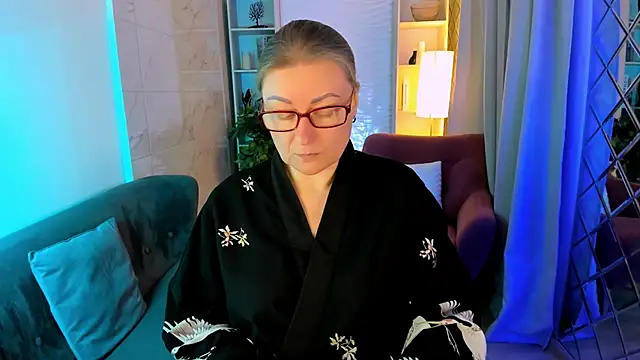 AlexandraKind online show from 20, 11, 2025