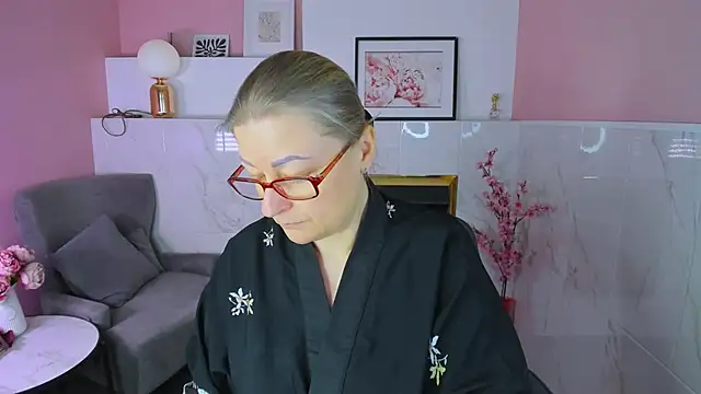 AlexandraKind online show from 19, 12, 2025