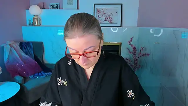 AlexandraKind online show from 20, 12, 2025