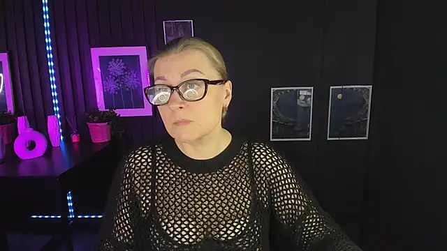 AlexandraKind online show from 10, 3, 2025