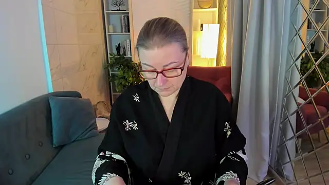 AlexandraKind online show from 17, 11, 2025