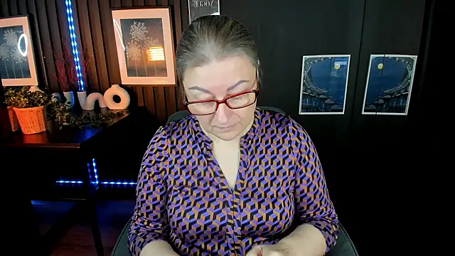 AlexandraKind online show from 26, 11, 2025