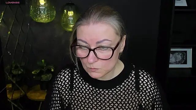 AlexandraKind online show from 8, 3, 2025
