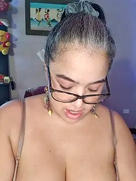 Katrina The Kitty online show from 19, 4, 2026